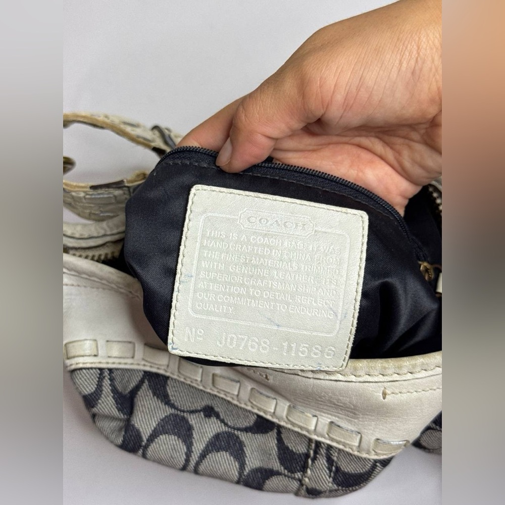 Coach Bleecker Signature Blue Denim Canvas White Leather Trim Shoulder Bag Y2K - Picture 12 of 12
